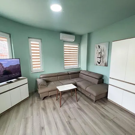 Sofia Street Apartment *